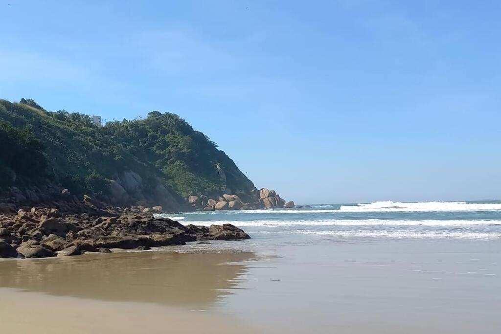 Apto Praia Do Tombo 과루자 외부 사진